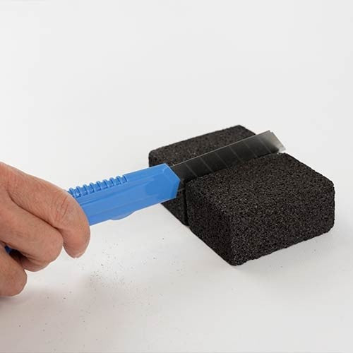 Piedra de trimming y stripping negra